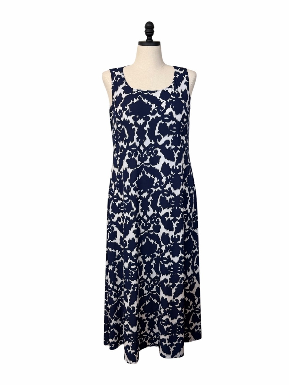 TravelSmith Maxi Dress L Stretch Abstract Print Sleeveless Navy White Made USA